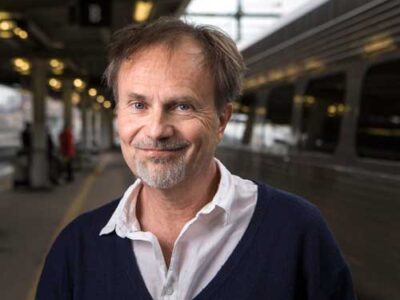 Per J Andersson i podden Esplanad (foto Johan Marklund)