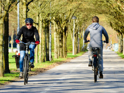 Cyklister i all&eacute;